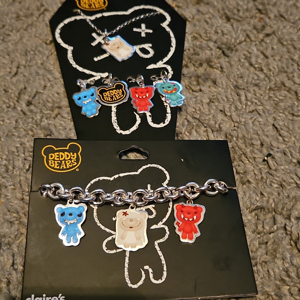 Claire's Deddy Bears Charm Jewelry Set - Blue, Red, White